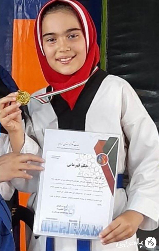 فاطمه عاطفی