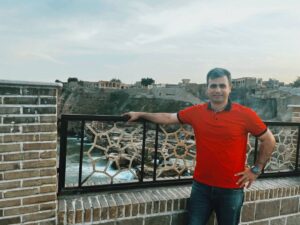 تصویر آلبوم مربی امین حسنوند
