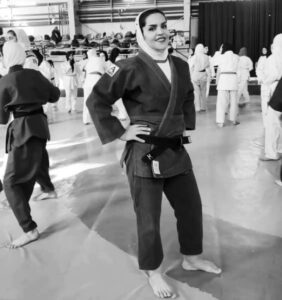 آذر کولیوند