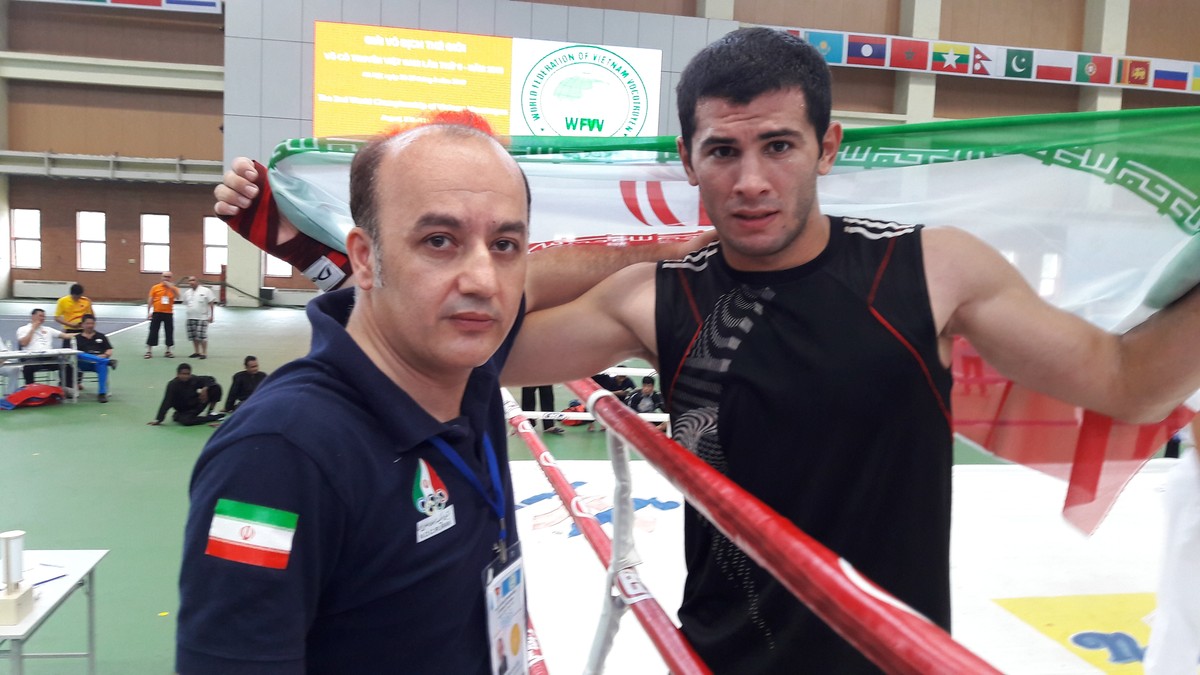 تصویر آلبوم مربی مهرداد رجبی