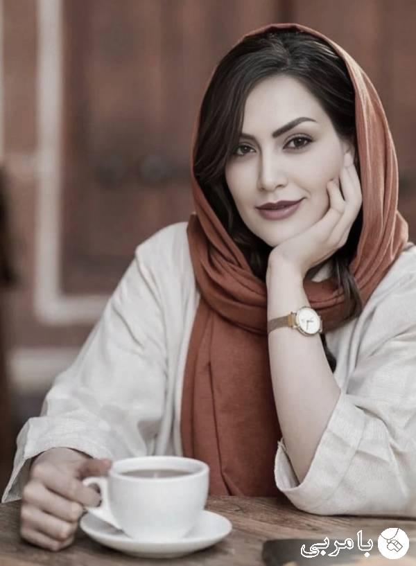 لیلی  فیضی