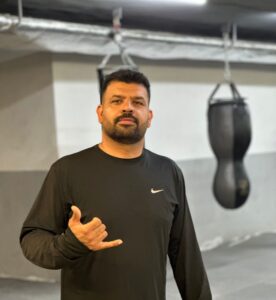 تصویر آلبوم مربی کوروش کریمی