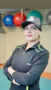 تصویر آلبوم مربی ملیکا عزیزی